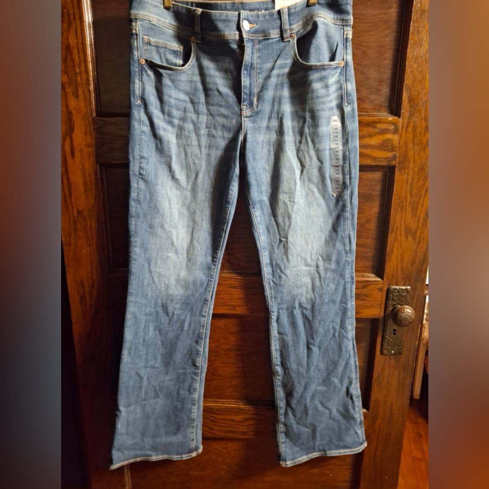 American Eagle, NWT, Sz 18 L, Next Level Stretch Kick-boot Jeans